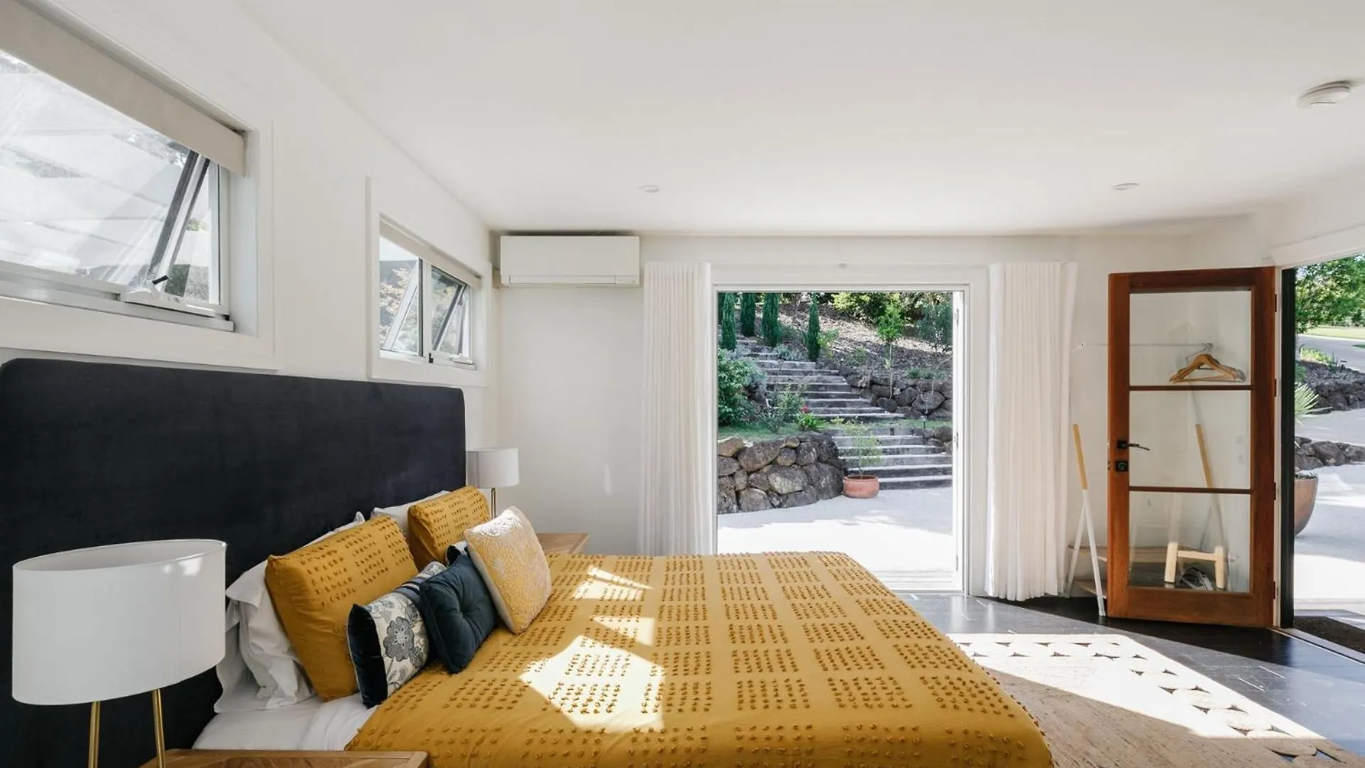 Boulders Beach Retreat Lennox Head Australia